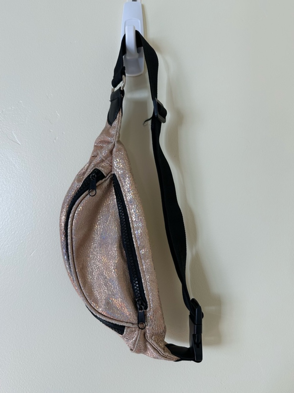 Metallic Rose Gold Men’s Crossbody/Fanny Pack